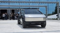 无物理按键改用屏幕换挡 特斯拉Cybertruck内饰曝光