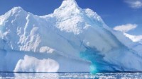 全球最大冰山正在融化 约4000平方公里