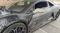 比亚迪仰望U9首撞：被宝马M3撞到 车身开裂