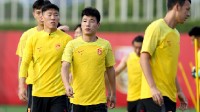 国足输球后一早起床出早操 取消放假加一天3练