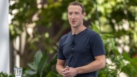 扎克伯格抛售30亿Facebook股票 现位世界第七大富豪