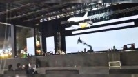 印度软件公司CEO进铁笼表演节目 锁链断裂坠亡
