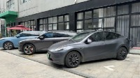 公司停电 博主用三辆电车撑起全公司供电