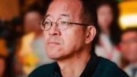 新东方上演《年会不能停》 员工吐槽俞敏洪被奖12万