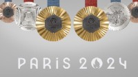 巴黎奥运奖牌正式亮相 使用埃菲尔铁塔建材