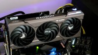 AMD 7700XT海外大降价！性价比碾压RTX 4060