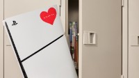 索尼发情人节广告：柜子里会有心爱之人赠与的PS5吗？