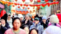 哈尔滨春节接待游客增超八成！居冰雪旅游目的地首位