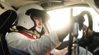沈腾主演电影票房破320亿 仅次于吴京