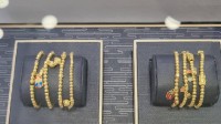 年轻人成春节淘金主力：黄金手串成大热单品