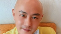 张卫健回应过60大寿一根白发都没有：人家明明59
