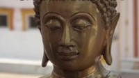 泰国男子闯入寺庙闹事 结果意外被佛像刺死
