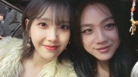 汤唯晒与IU李知恩的新合照 两人曾合作歌曲MV