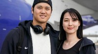 大谷翔平公开与妻子的合影：前篮球运动员 身高1米8