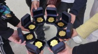 仪式感拉满！小米发放SU7全球首批试驾车主纪念章