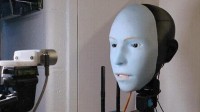 哥伦比亚大学开发人脸机器人 提前预测模仿人类表情