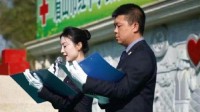 95后男生做公墓管理员 人生终点站的年轻“摆渡人”