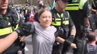 瑞典环保少女在荷兰被逮捕 与抗议者试图封锁高速公路