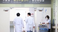 韩国溺水幼童遭11家医院拒收后死亡 舆论哗然
