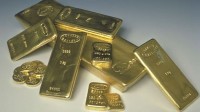 美国人也开始买黄金 黄金期货价格每盎司超2300美元