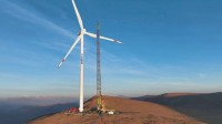 海拔5092米!世界海拔最高风电项目首台风机吊装成功