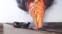 叙利亚两盗贼偷石油失误起火 致1死1伤