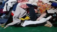 生虫、发霉破洞 你买的“尾货孤品”可能是二手旧货
