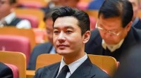 黄晓明旗下艺人没一个红的 娱乐圈大佬也难捧新人?