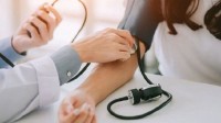 年轻人突然肾衰竭 医生：被这种恶性病悄悄盯上了