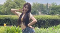 第一代美女网红鼻祖程琳晒视频：40岁了 打扮一下