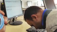 神人！印度男子用鼻子打字破吉尼斯世界纪录