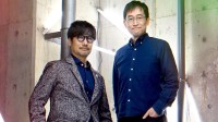 小岛秀夫晒与漫画家伊藤润二的合影：还加了彩色滤镜