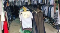 被扔掉、带虫的二手衣服 竟成了直播间被疯抢的孤品?