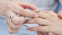 北科大给毕业生送钻戒 钻石自主研发 网友：羡慕