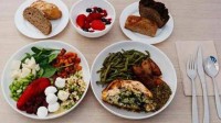 巴黎奥运会运动员餐厅试营业:没有薯条 素食占一半