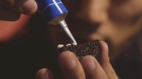 奥利奥碎了怎么办？有人研究出可食用的饼干胶水