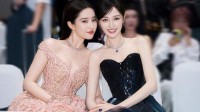 刘亦菲唐嫣合照再加一 美女的旁边还是美女超养眼