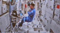 神十八乘组完成第二次出舱 太空出差已完成三分之一