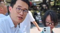 王腾到雷军母校做调研：学生用小米手机比例更高