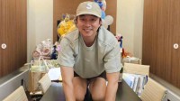 孔刘45岁生日被突袭庆生 吓出粗口阿西吧