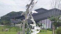 京阿尼纵火案纪念碑建成：受害者化身和平鸽