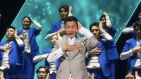 刘德华首次正面回应黑粉：我就这样红下去你管我？