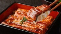 又见私密马赛：日本161人因食用鳗鱼饭中毒