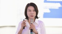 董明珠：格力已研发出美容仪 用了之后自己变漂亮了