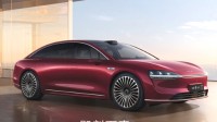 华为首款高端旗舰纯电轿车：享界S9大定超2500台！