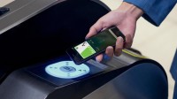 苹果用户终于能刷门禁了:iPhone将开放NFC门禁卡