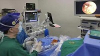 小伙5年不清理耳屎竟要做手术 诊断为外耳道胆脂瘤