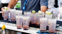 美网公开赛的网红饮料一杯163元 观众边嫌贵边掏钱