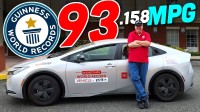 丰田Prius创造吉尼斯新世界纪录！一升油跑39.6公里