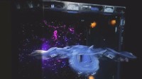 网友使用华为三折叠手机实现3D效果 类似广场大屏
